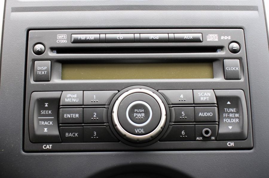  Nissan Versa 2012 года  (фото 55 из 111)